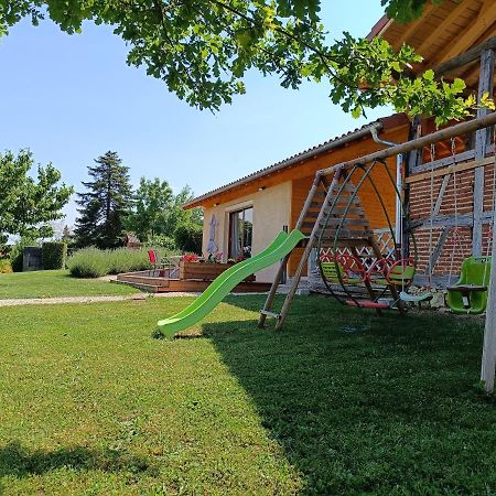 Studio Avec Terrasse Au Calme Jayat Kültér fotó