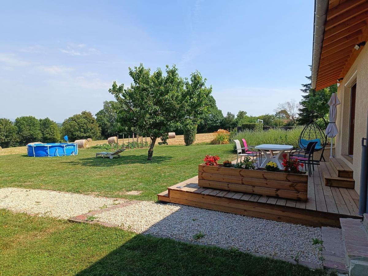 Studio Avec Terrasse Au Calme Jayat Kültér fotó